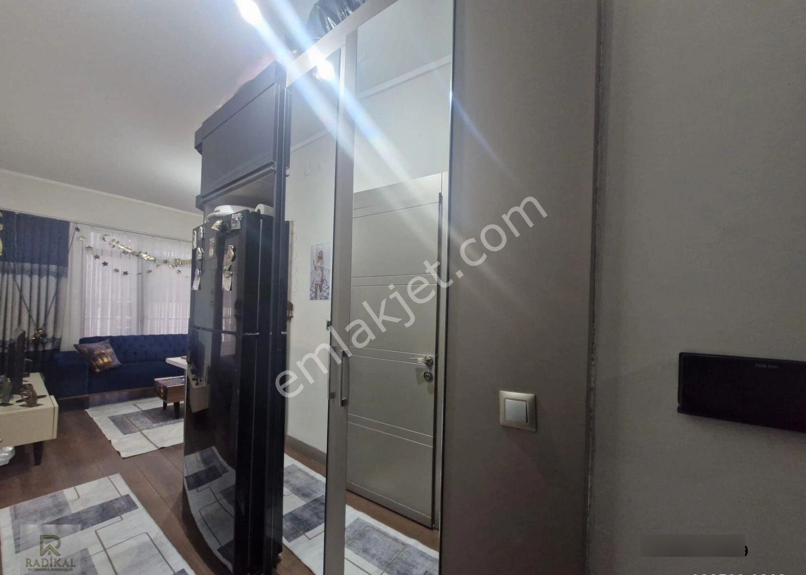 İlkbahar Mahallesi 598. Sokakta Yatırımlık Fırsat Emsalsiz Full Eşyaları İle Satılık Suit 1+1 Daire. - Görsel 12