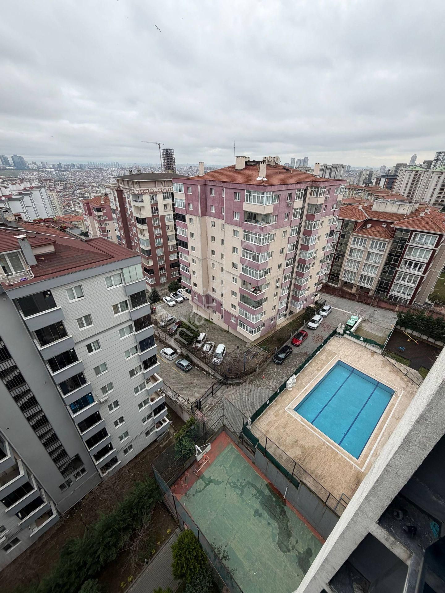 Beylikdüzü Cumhuriyet Mahallesi 2+1 100 M² Kiralık Boş Daire Site İçerisinde Metrobüse 15 Dk. Yürüme - Görsel 9