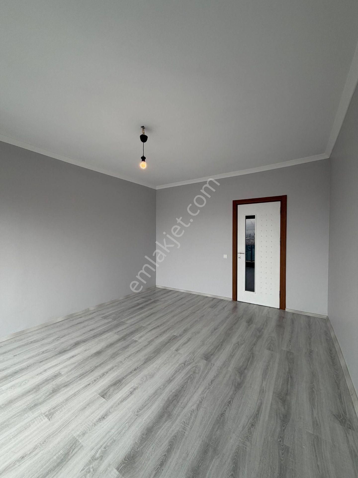 Beylikdüzü Cumhuriyet Mahallesi 2+1 100 M² Kiralık Boş Daire Site İçerisinde Metrobüse 15 Dk. Yürüme - Görsel 6