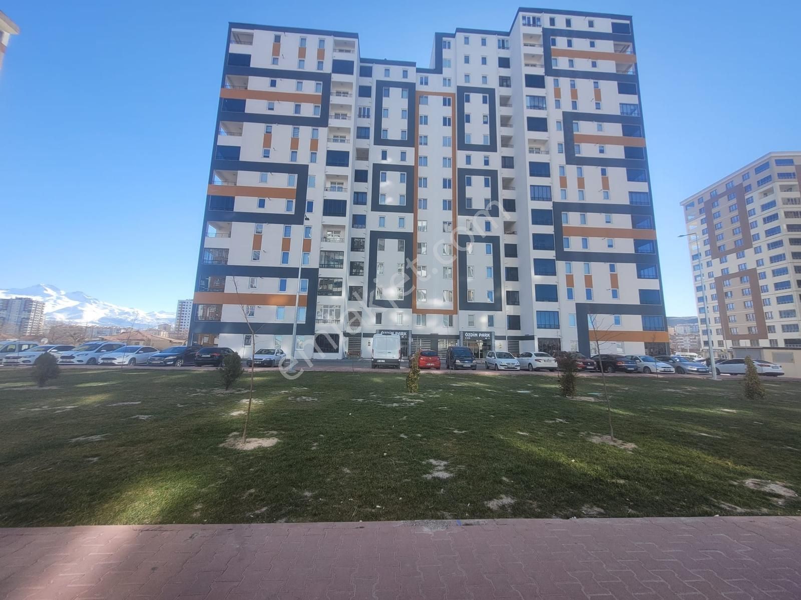 ''megalıfe'' Den Ziya Gökalp Mah. 4+1 Satılık Lüx Daire