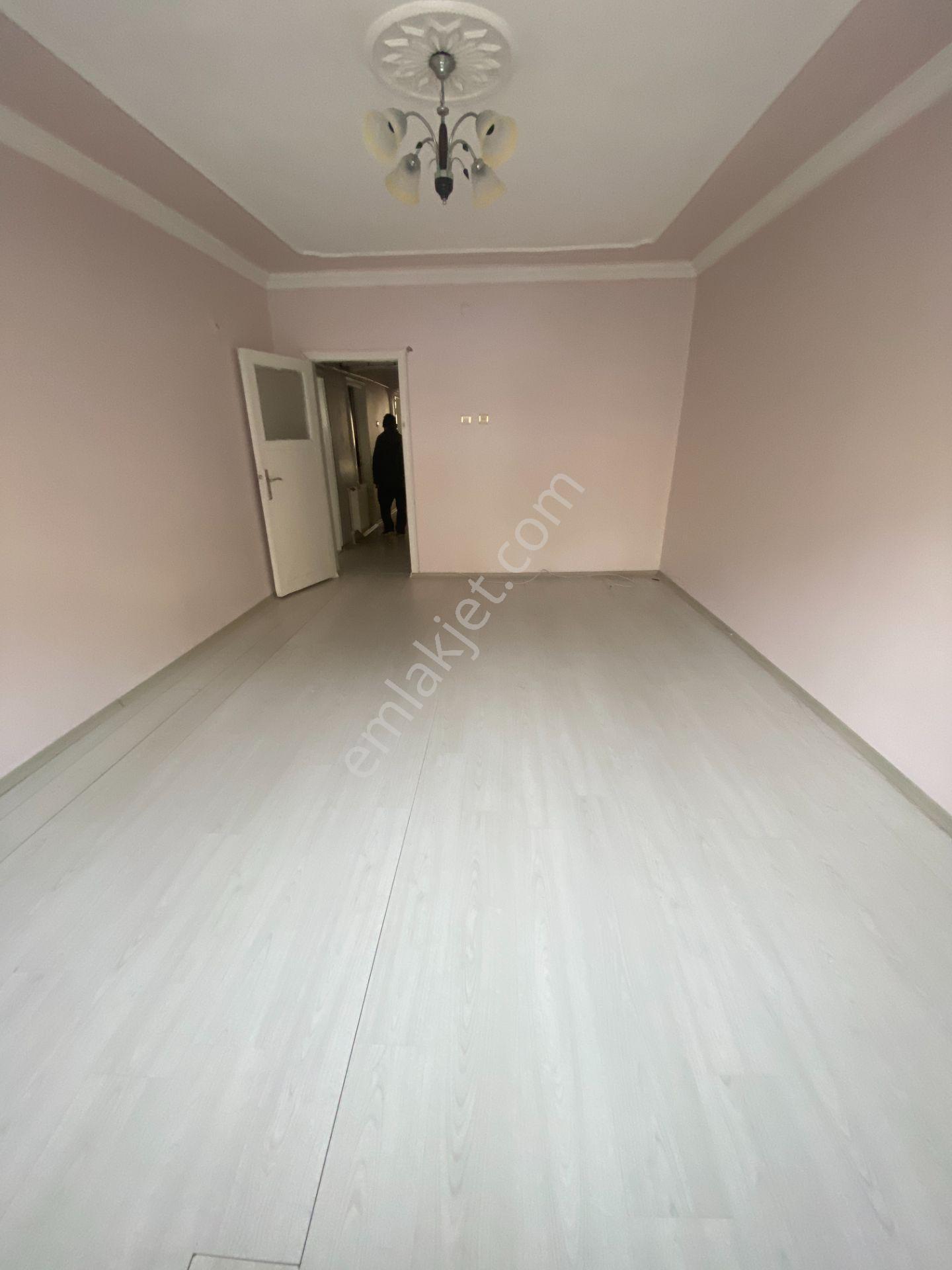Sivas A.r.s. Den Hayri Sığırcı Caddesi Üzeri 3+1 Satılık Daire - Görsel 7