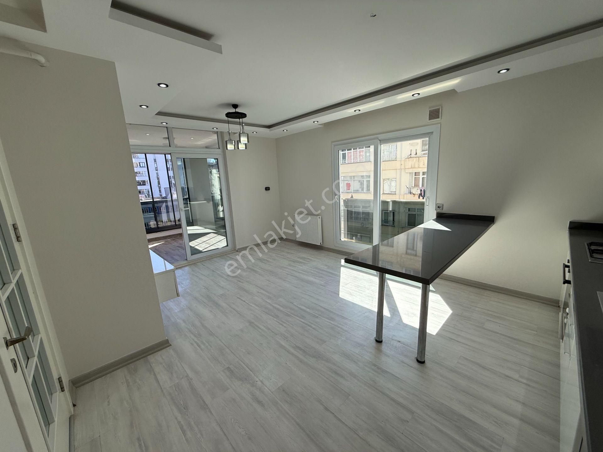 Reşatbey'de Hasarsız Yatay Mimari 3+1 Satılık Daire - Görsel 17
