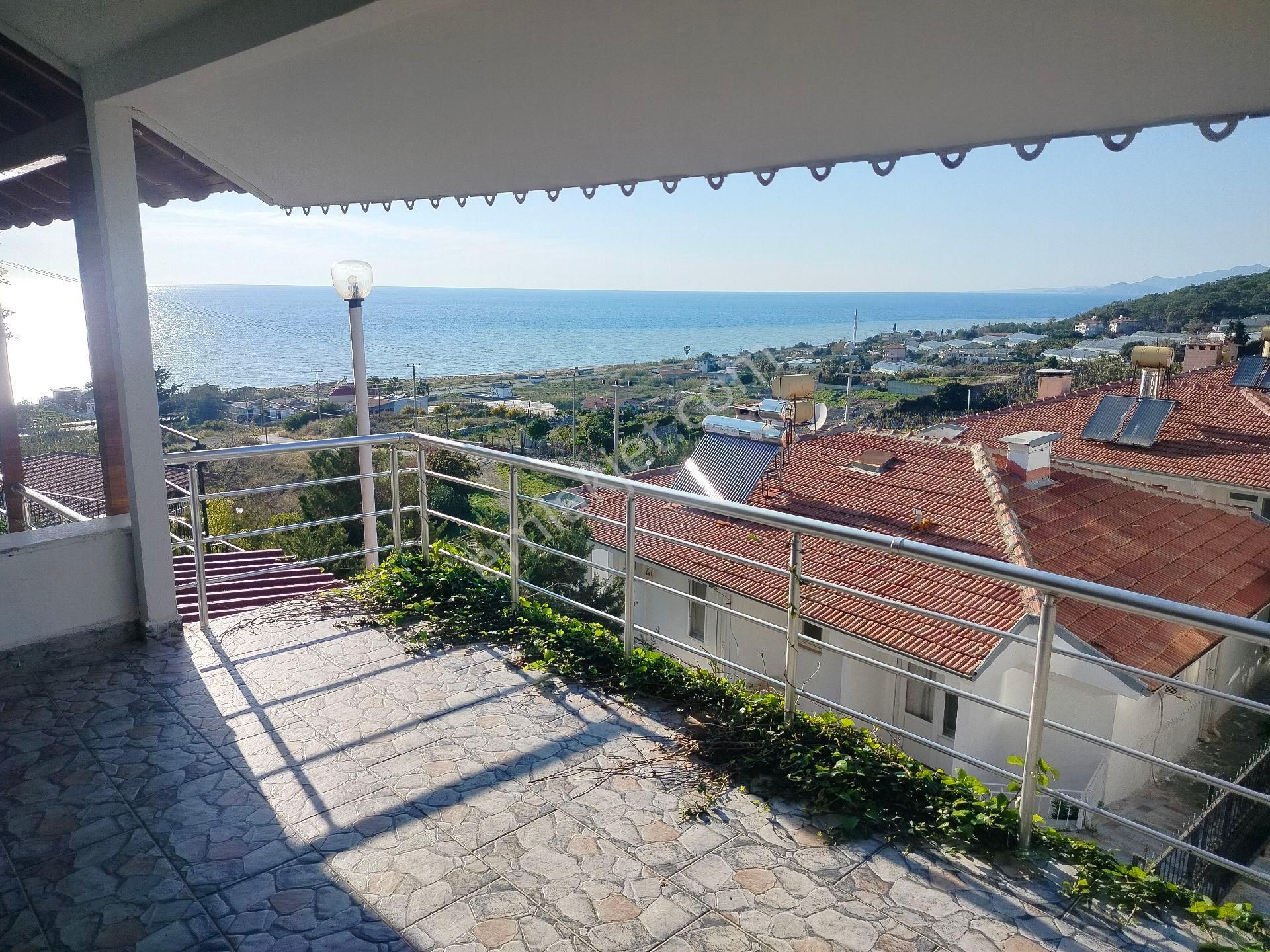 Deniz Nazır Kendine Ait Park Yeri Ufak Bahçesi - Görsel 3