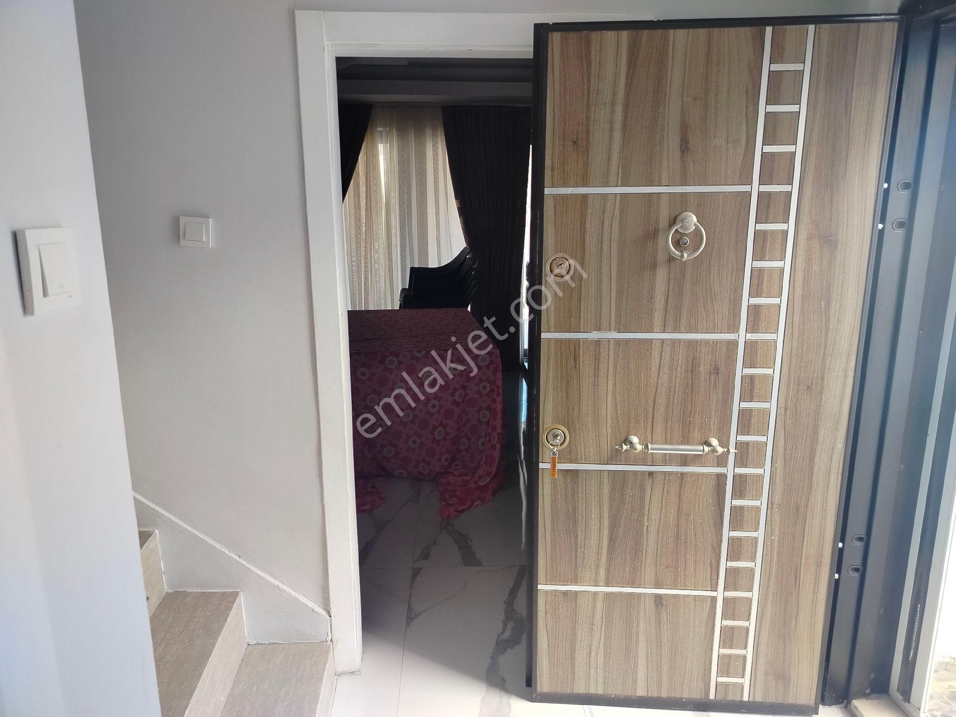 Deniz Nazır Kendine Ait Park Yeri Ufak Bahçesi - Görsel 17