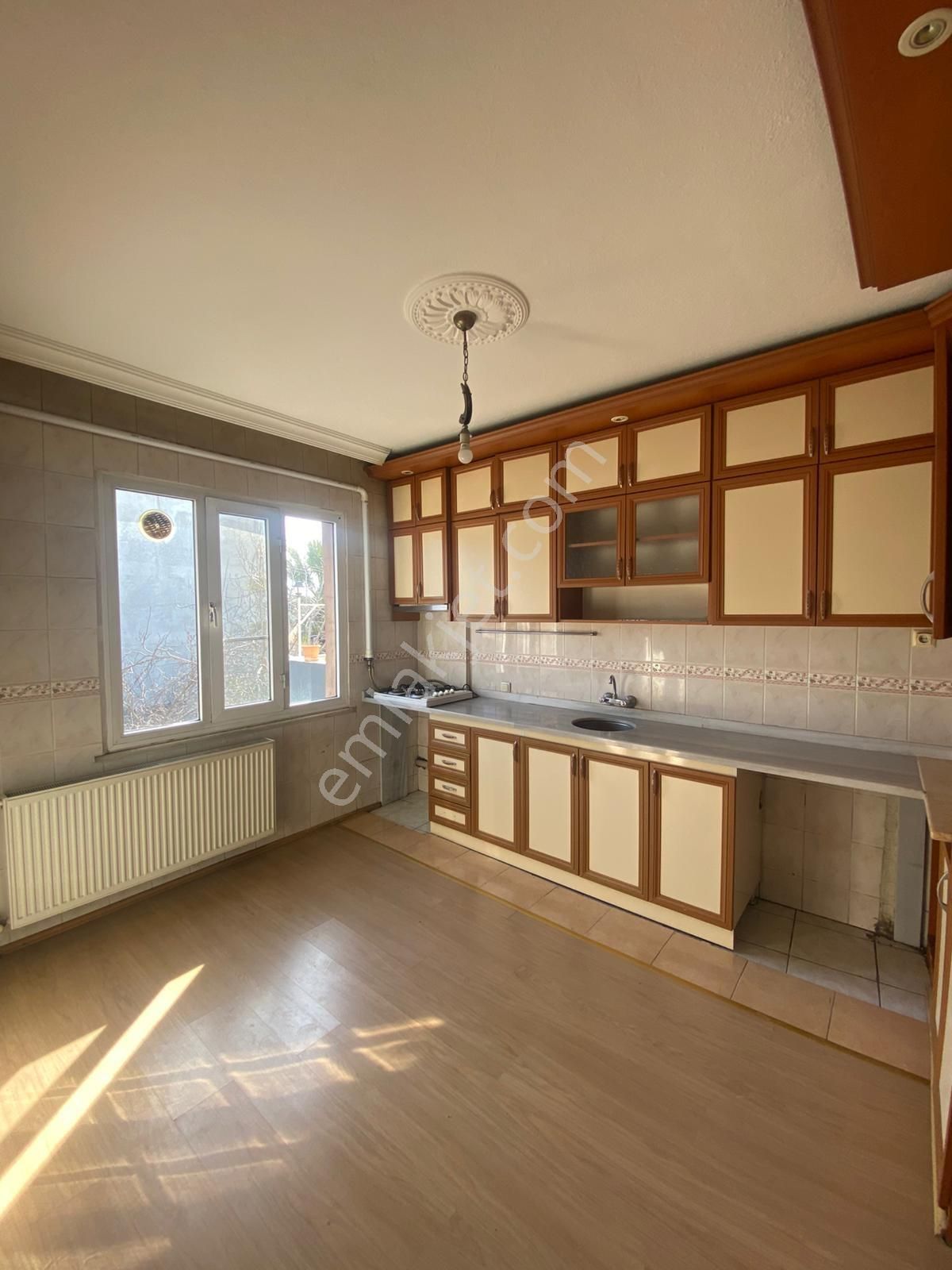 Reşatbey Mah. Cadde Üzeri Krediye Uygun Satılık Doğalgazlı Daire - Görsel 5