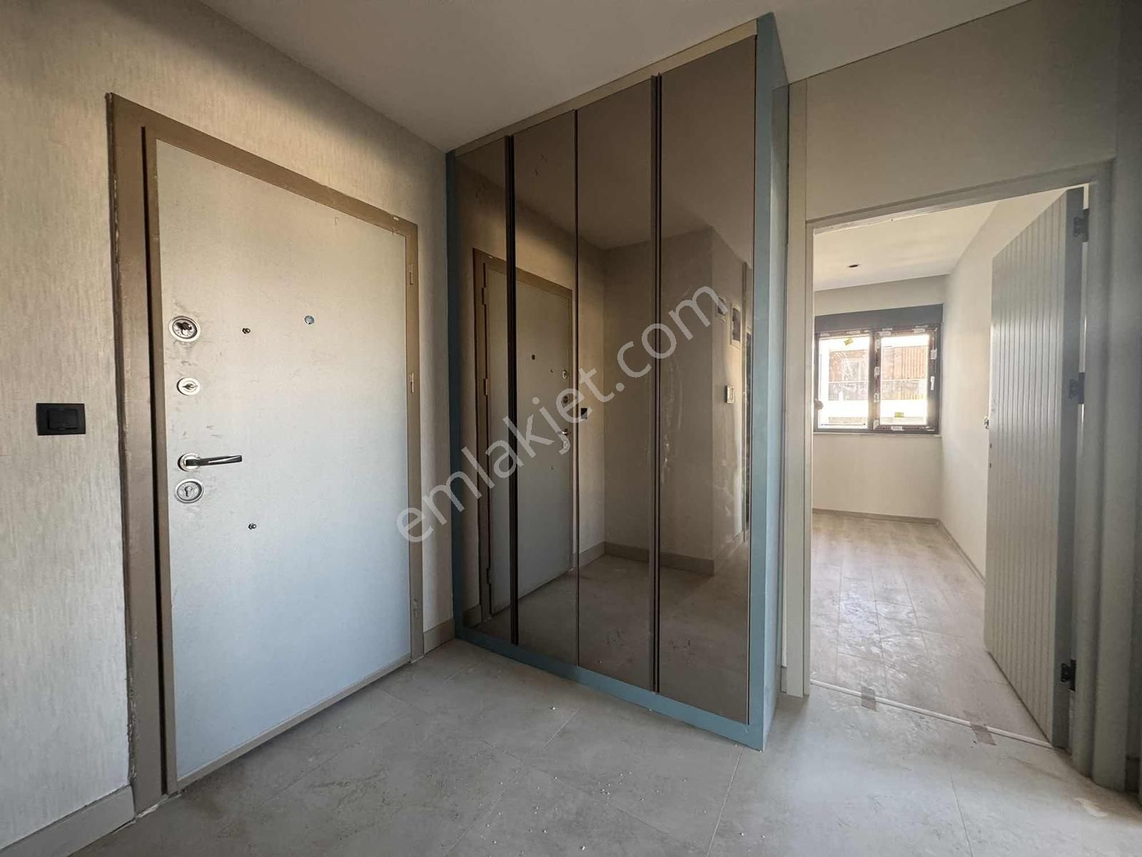 Varsakta Aydemir Cadde Sitesinde Sıfır Kiralık 3+1 Daire! - Görsel 32