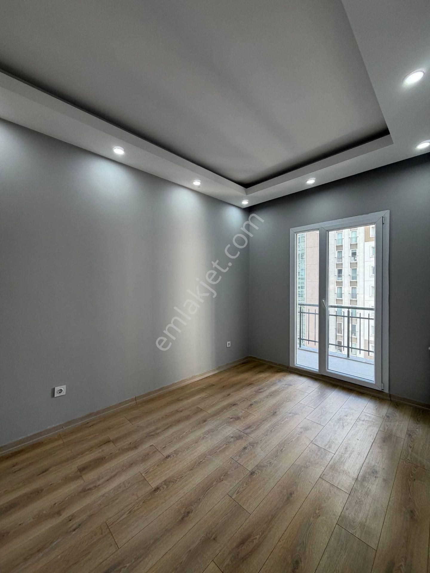 Esenyurt Cumhuriyet Mahallesi 1+1 Kiralık Daire 10.kat Site İçerisinde Sıfır Temiz Daire Manzaralı - Görsel 29