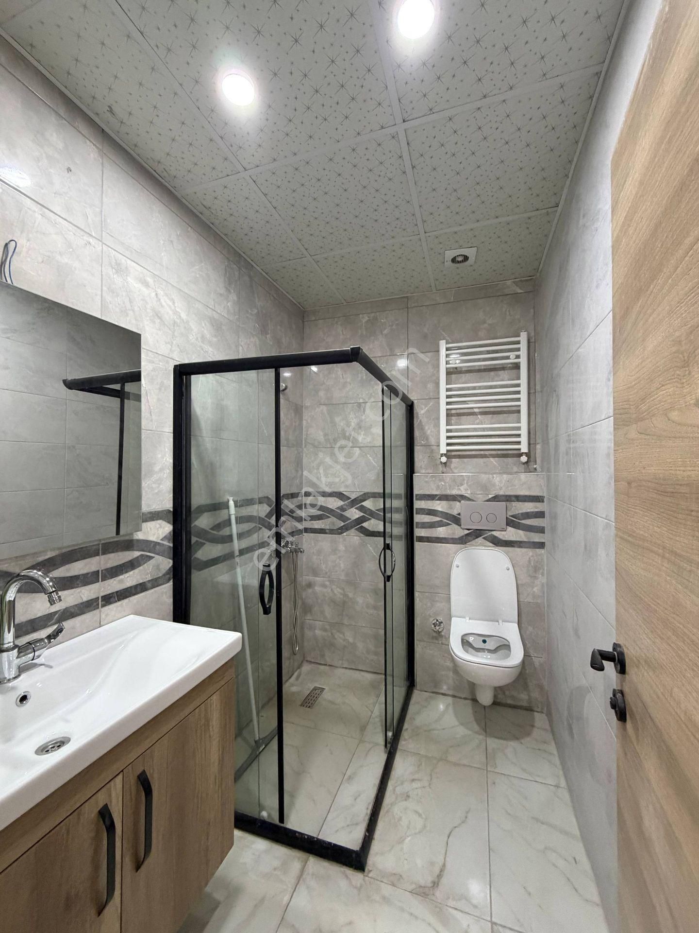 Esenyurt Cumhuriyet Mahallesi 1+1 Kiralık Daire 10.kat Site İçerisinde Sıfır Temiz Daire Manzaralı - Görsel 25