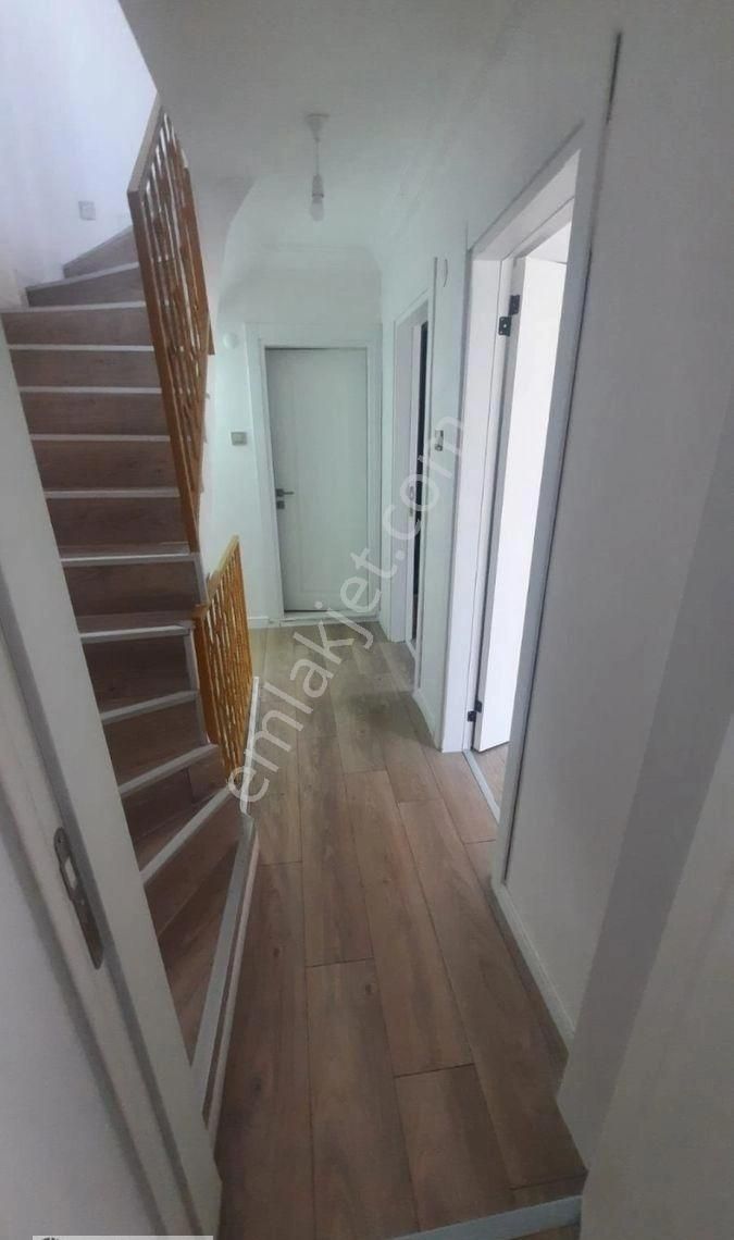 Altınkum Sahile Yürüme Mesafesinde Site İçinde Triplex Villa - Görsel 8