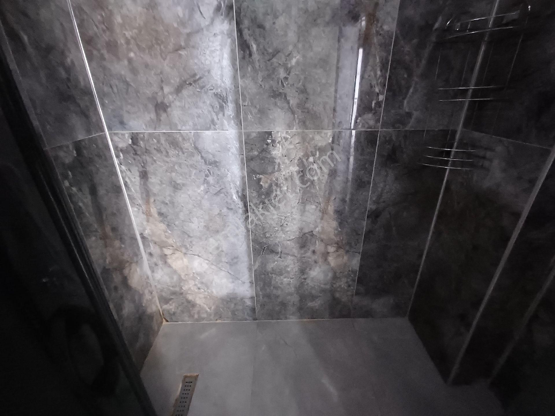 Kalekışladan Manzaralı Ful Yapılı Geniş Önü Açık Kiralık 4+1daire - Görsel 30