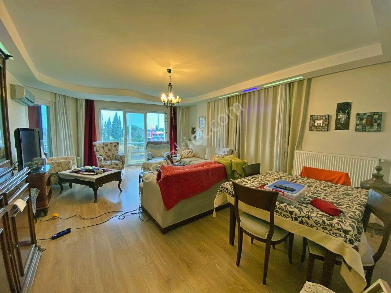Uytundan Edremit Cennetayağıyürüyüş Yolu Üzerinde Lüks 4+1 Daire - Görsel 17