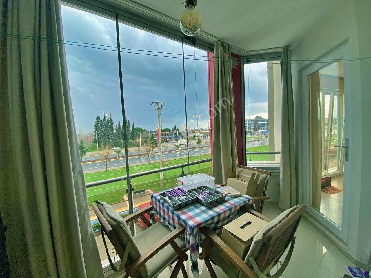 Uytundan Edremit Cennetayağıyürüyüş Yolu Üzerinde Lüks 4+1 Daire