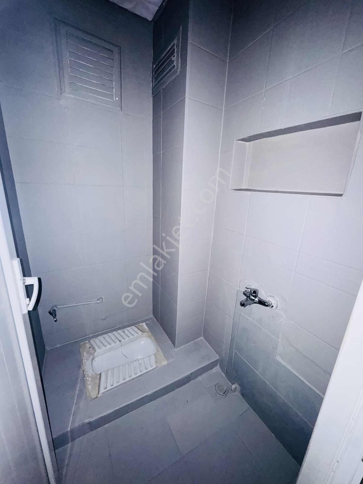 Mahmutbey'de Kiralık 2+1 70 M2 Daire - Görsel 7