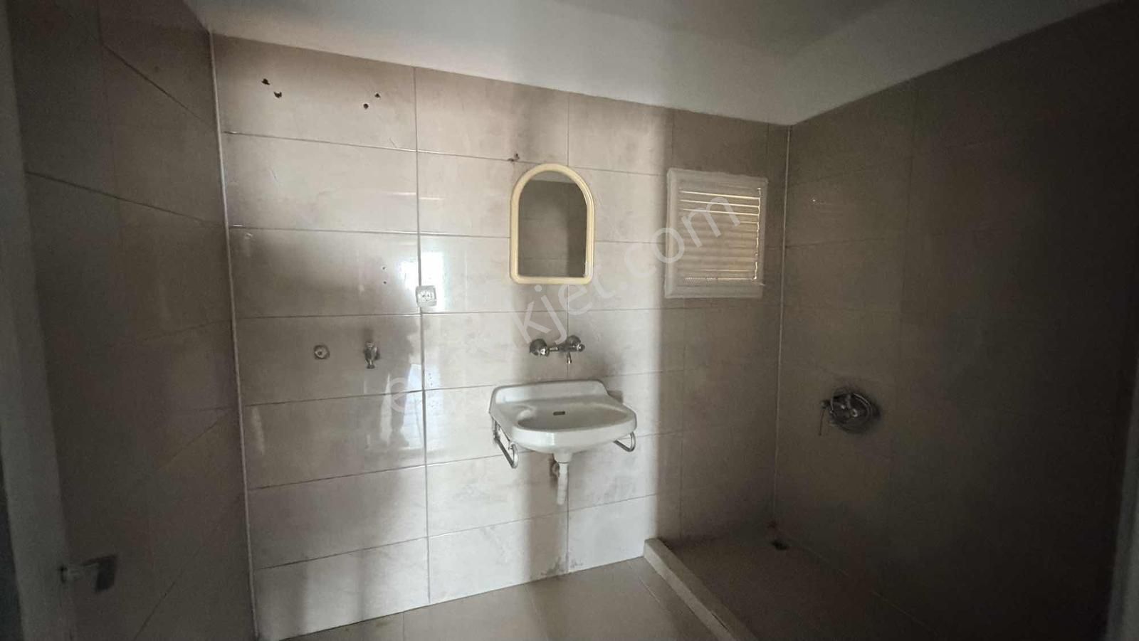 Çiğli Evka-2 De Bahçeli Dubleks 3+1 Daire - Görsel 23