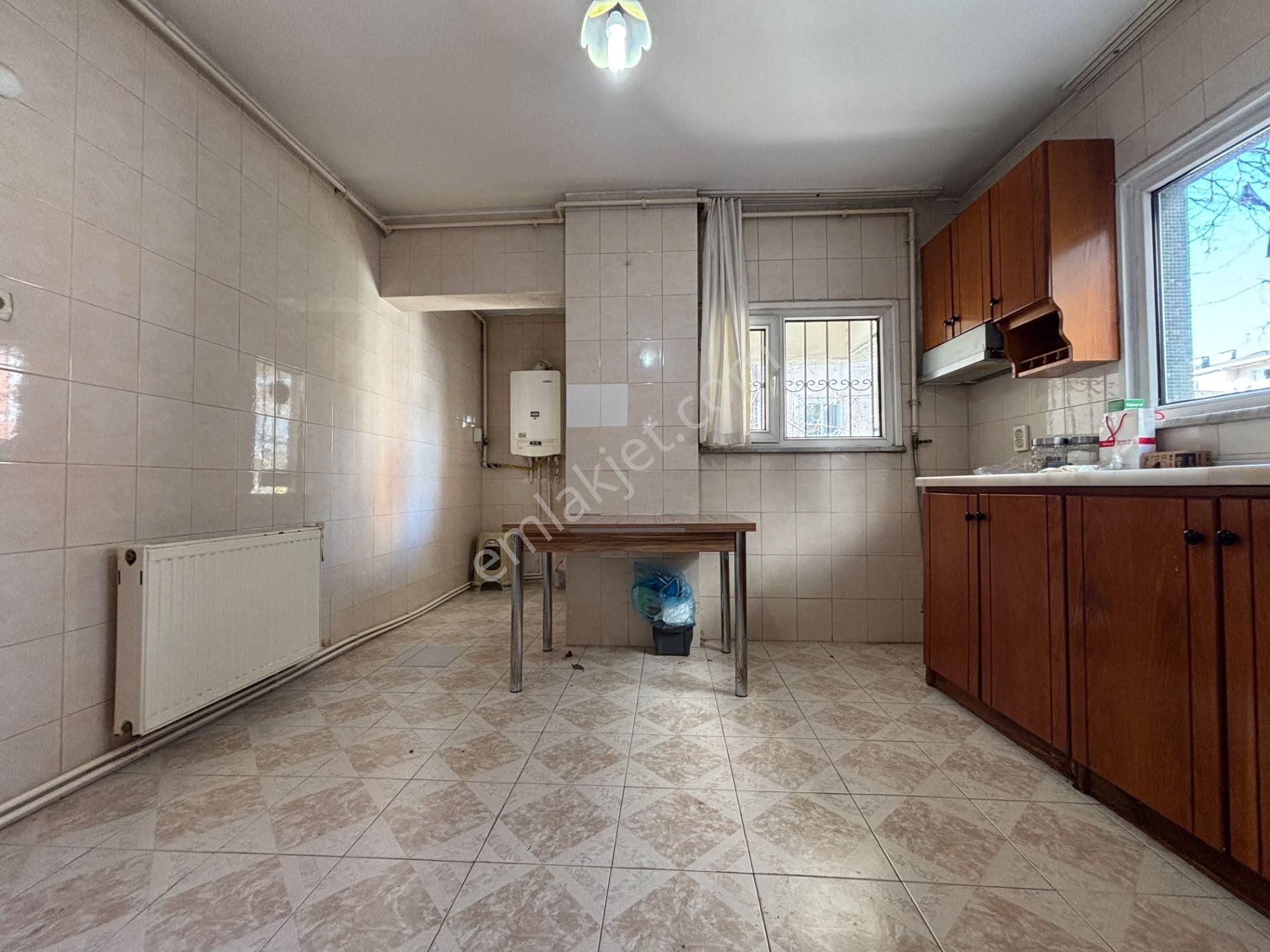 Next House'dan Siyavuşpaşa Cadde Üzeri 145m² Net Satılık 3+1 - Görsel 9