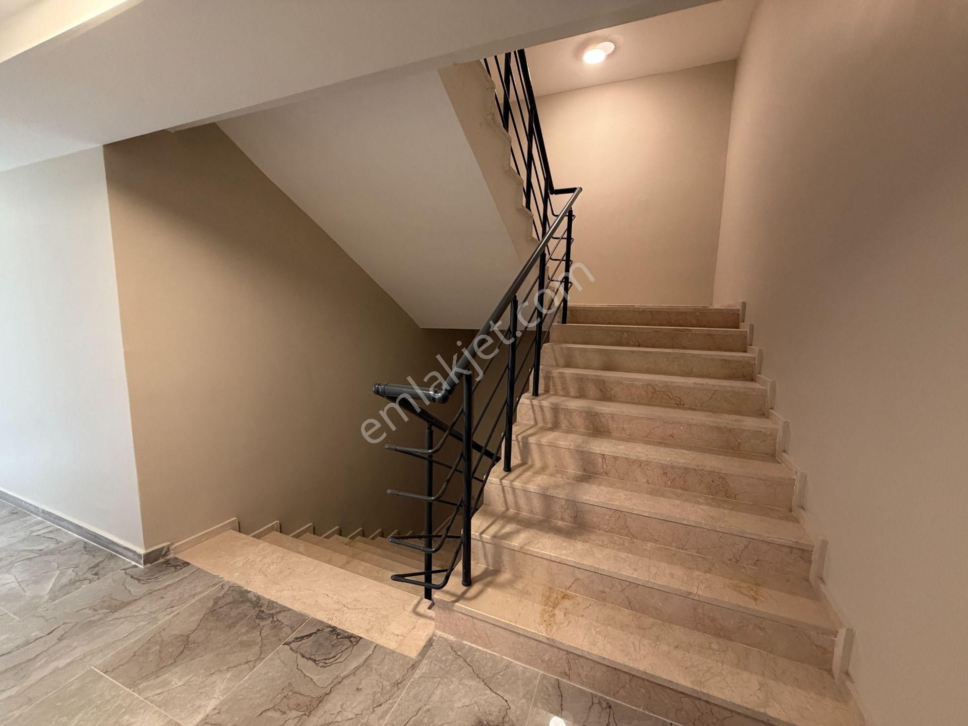 Allways Bornova’da Satılık 3+1 Ara Kat Lüks Daire - Görsel 30