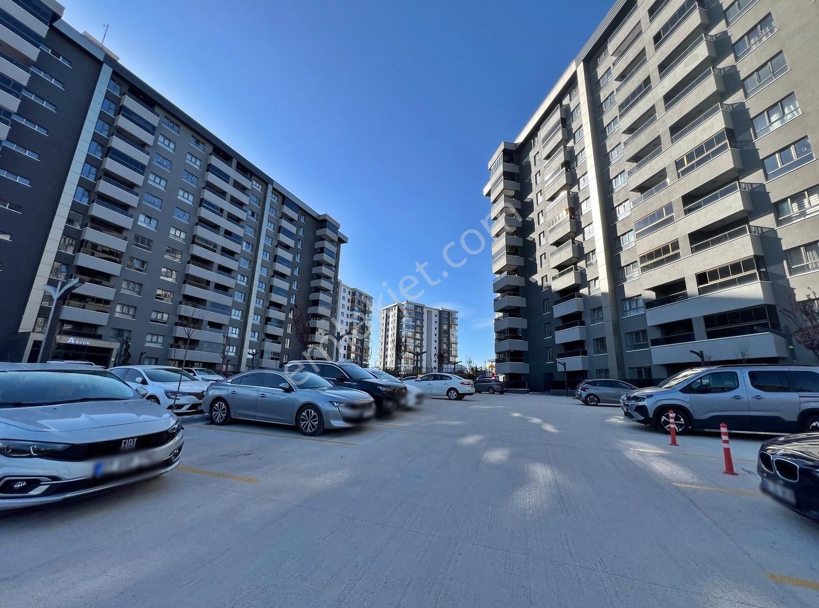 Batıkent Batı Sitesi Mah Full Eşyalı Hazır Kiracılı Satılık 1+1 - Görsel 9