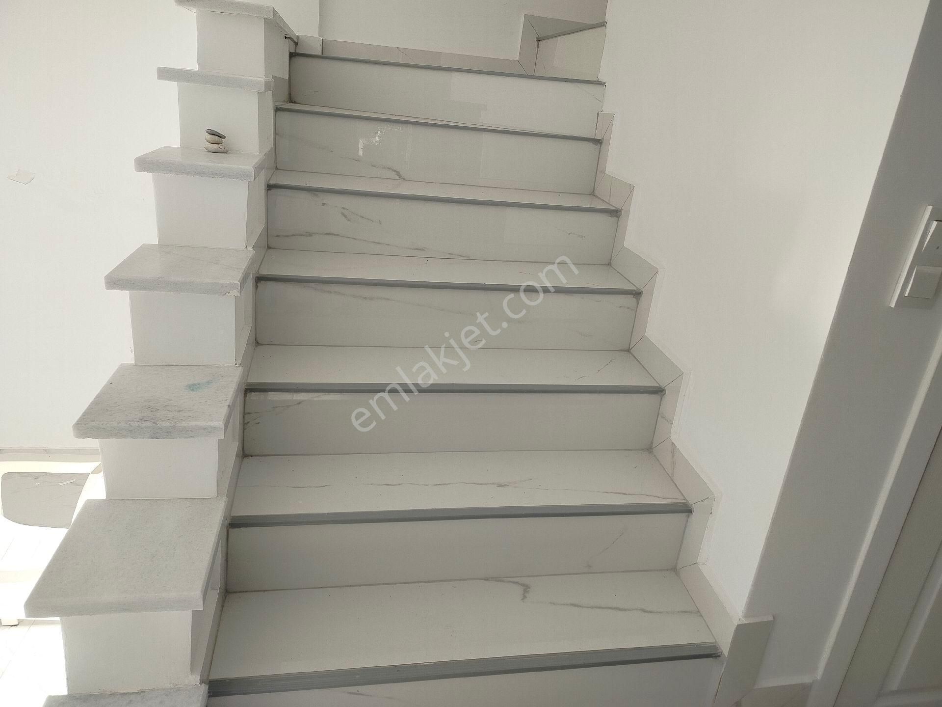 Muazzam Manzara Son Fiyat Villa Konsepti Ufak Bahçeli Kuş Sesi Ağaçların İçerisinde - Görsel 23