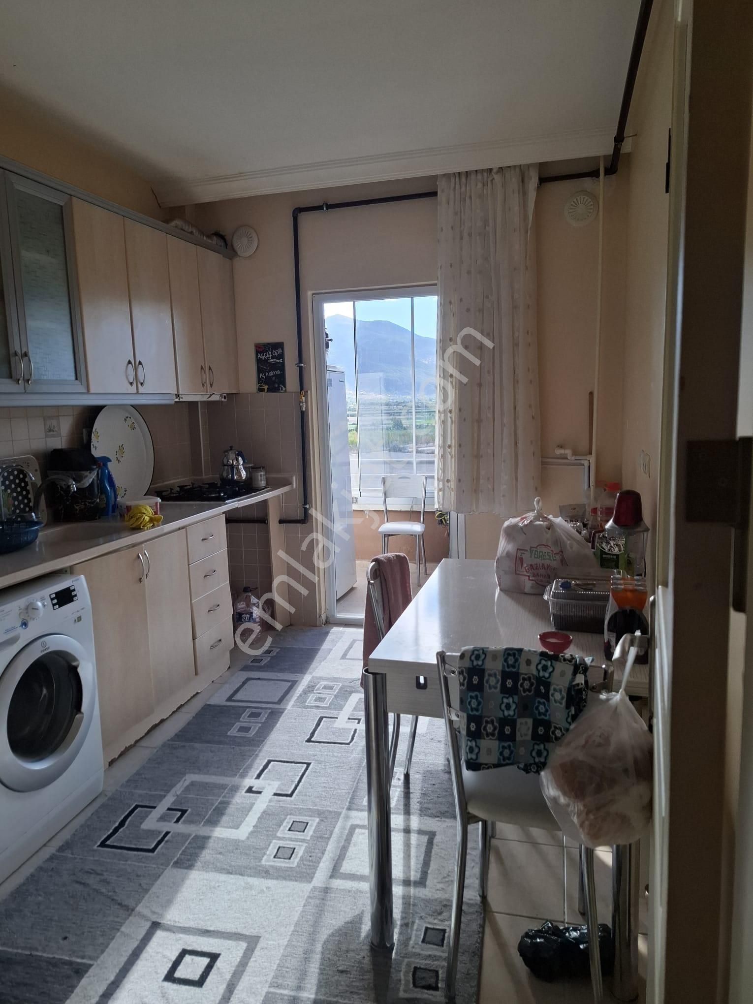 Akçay Emlak'tan Akşehir Kozağaç Tokide Asansörlü Satılık 3+1 Daire