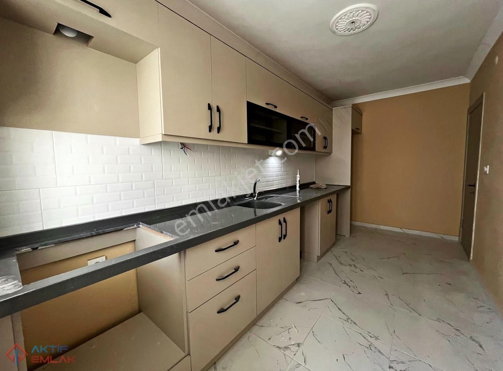 ▓tek Yetkili Aktif'ten Sarıkızda Ön Cephe Arakat Harika 2+1daire