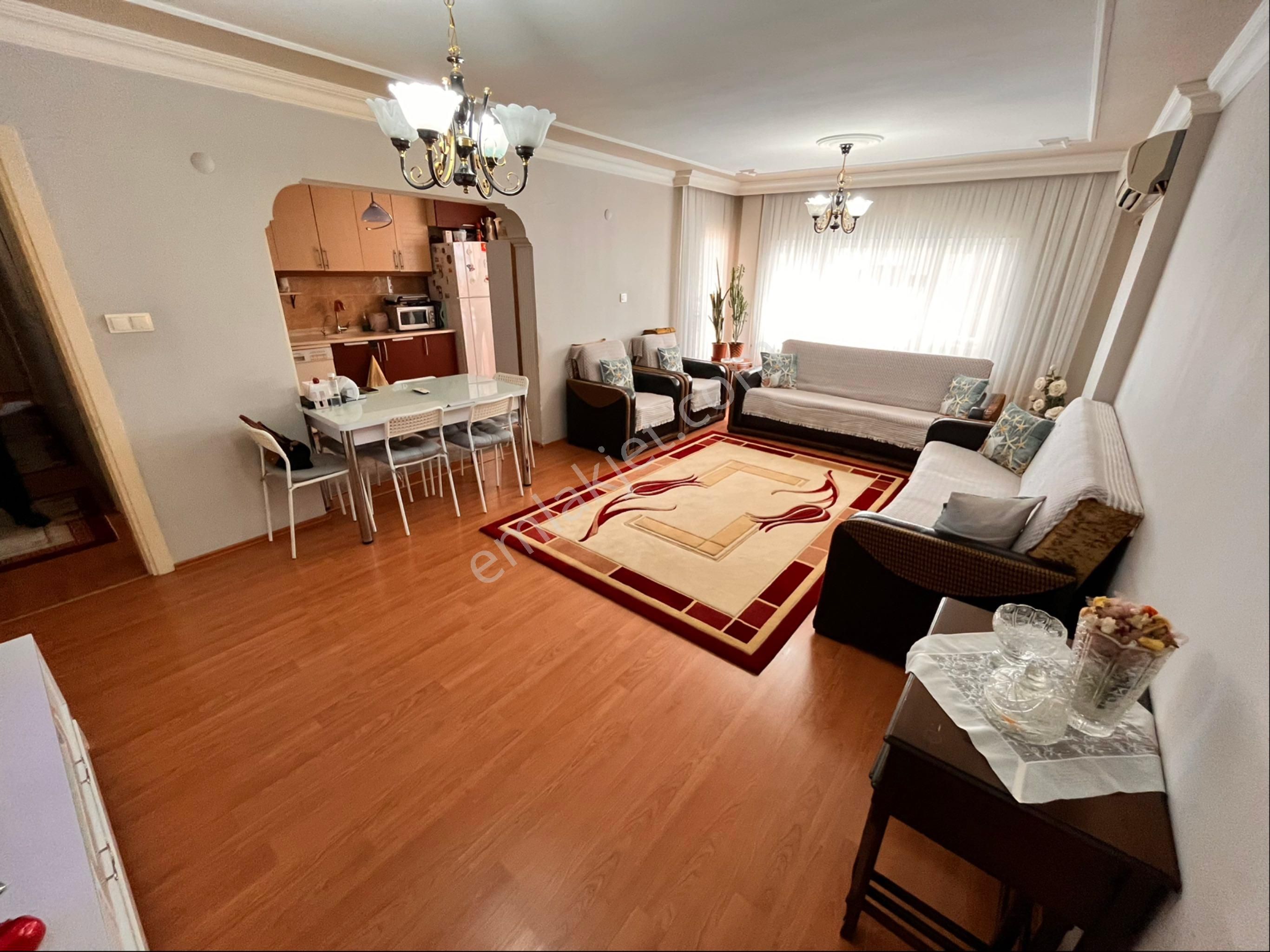 Buca Fırat Mah Dalyan Sitesinde 3+1 140m2 Otparklı Asansörlüarakat Köşe Daire - Görsel 2
