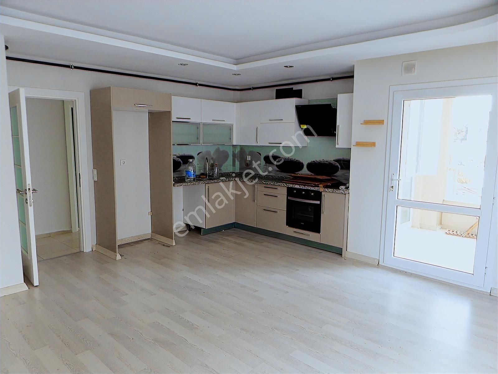 100.yılda,diş Has.civ.,6.kat,2+1,açık Mut.satılık Daire