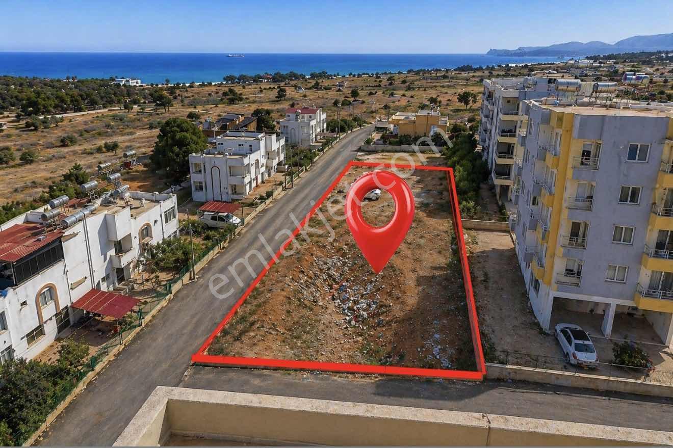 Mersin Silifke Yeşilovacıkta Denize 350 M 10 Kat İmarlı Satılık