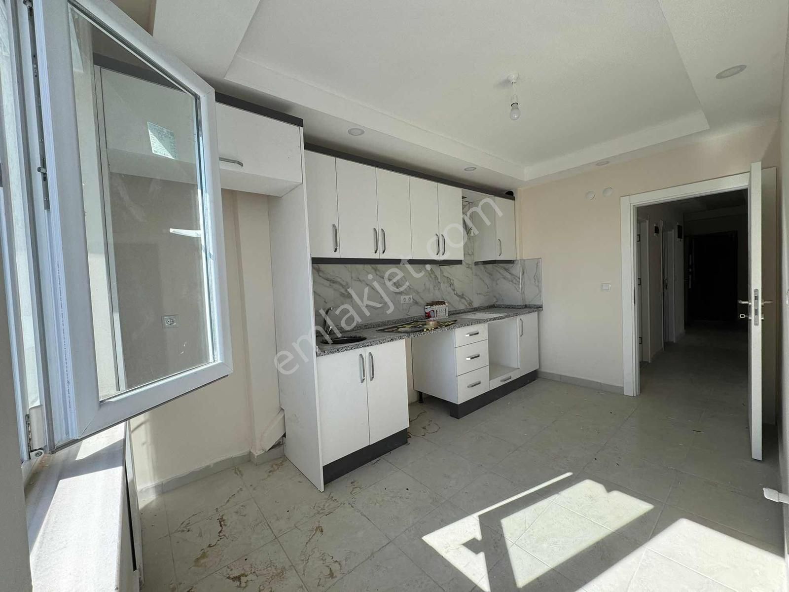 Kepez Erenköy Mahallesi Ara Kat Sıfır 2+1 - Görsel 12