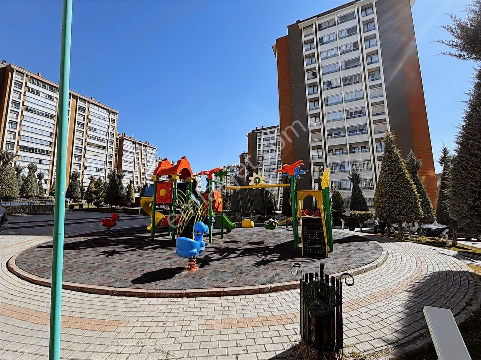 Cemil Şimşek'ten Ataşehir Sitelerinde Fırsat 4+1 Fırsat Daire - Görsel 11