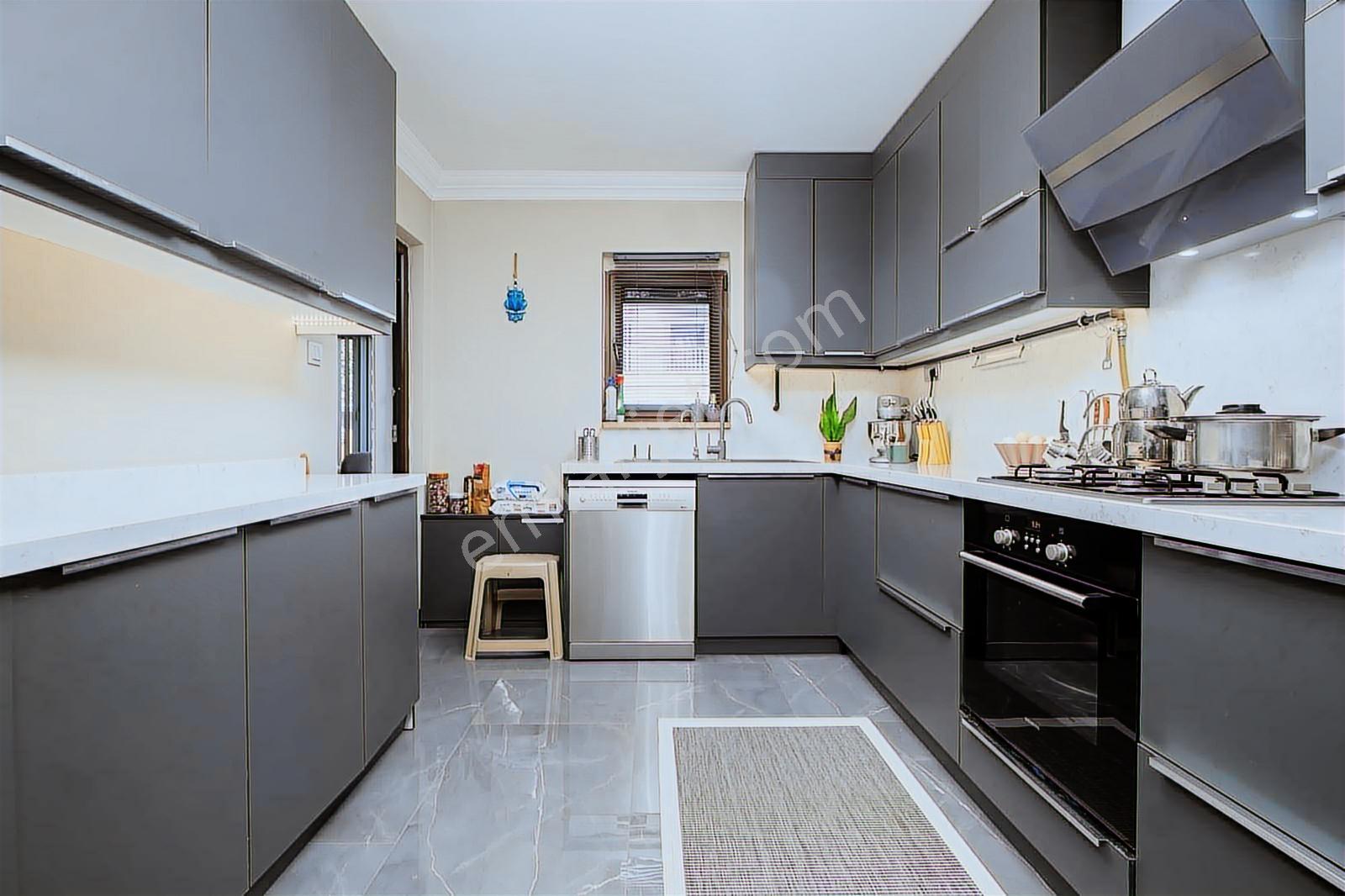 Remax Advantage'dan Altınşehir'de Masrafsız Lüks İkiz Villa - Görsel 32