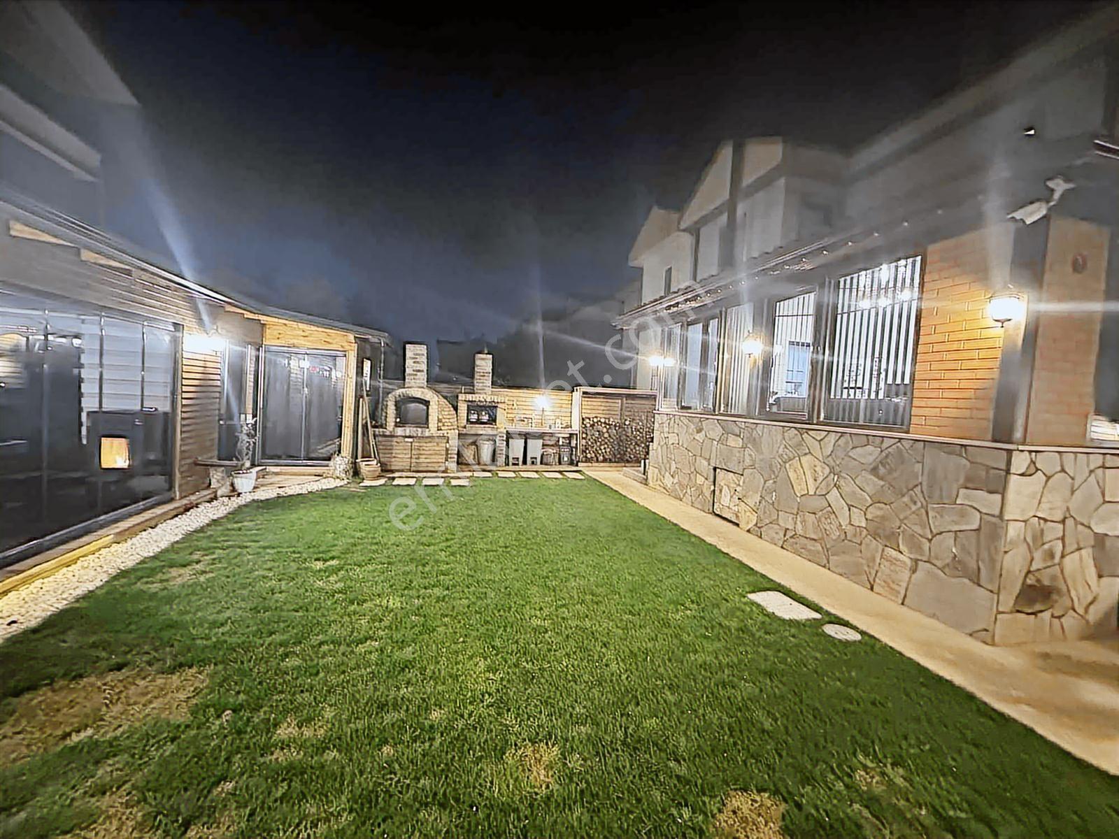 Remax Advantage'dan Altınşehir'de Masrafsız Lüks İkiz Villa - Görsel 5