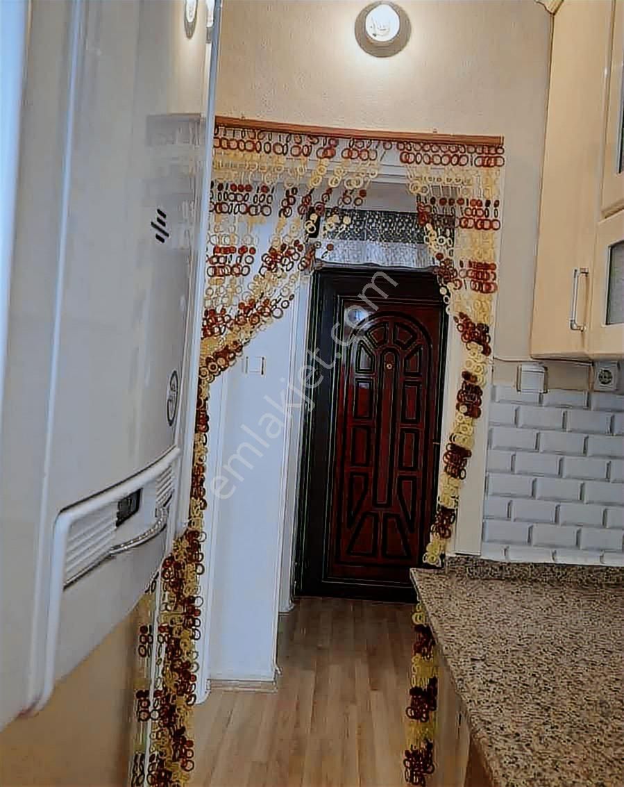 Uzunoğlu Emlak Bağcılar Yenigün Mah.cd Yakın 1+1 Y.giriş Hisseli - Görsel 6