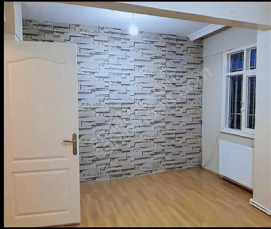 Uzunoğlu Emlak Bağcılar Yenigün Mah.cd Yakın 1+1 Y.giriş Hisseli - Görsel 3