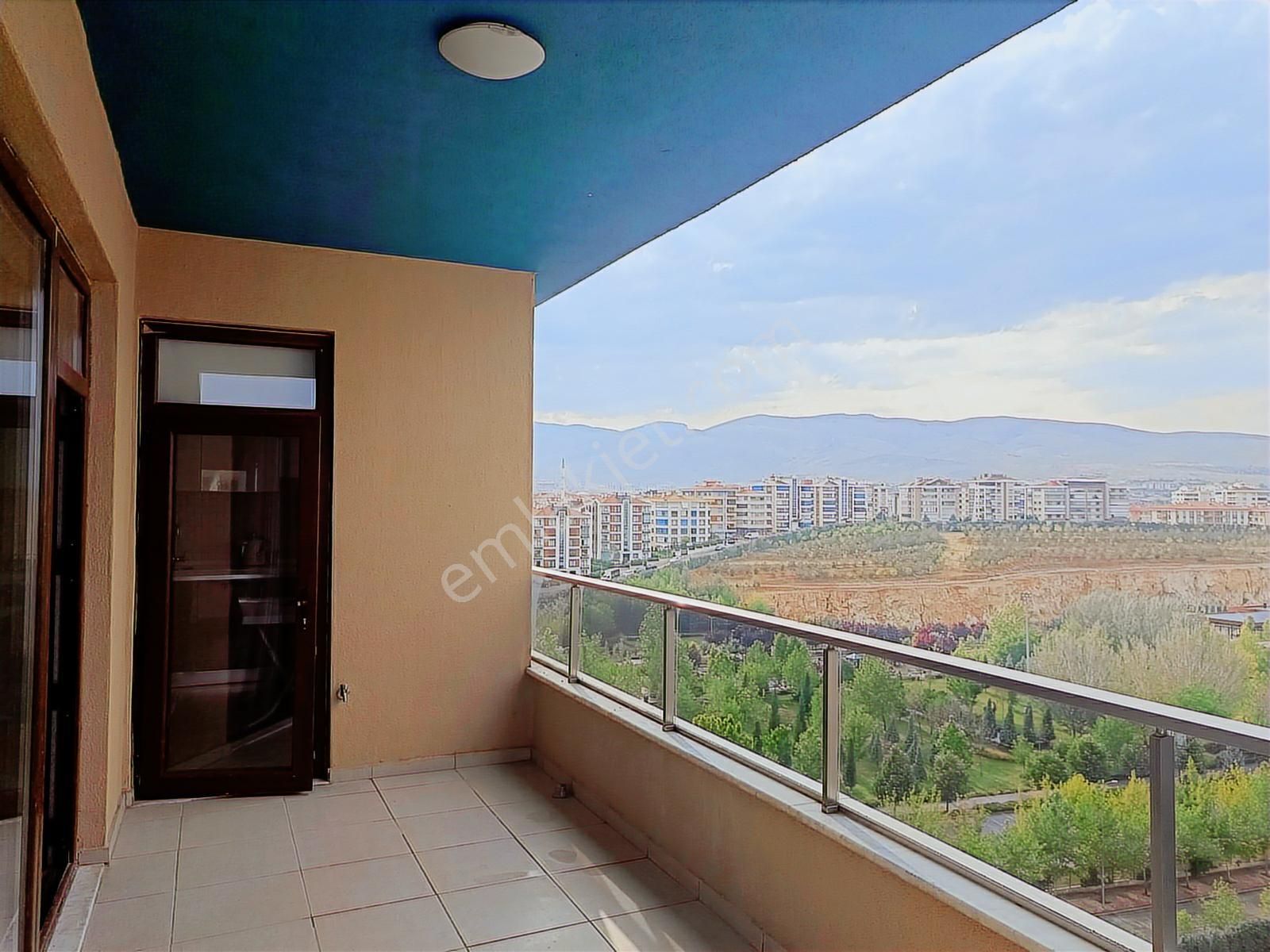 Selçuklu Real Avm Arkası Vadi Park Sitesi Eşyalı Lüks 4+1 Daire - Görsel 29