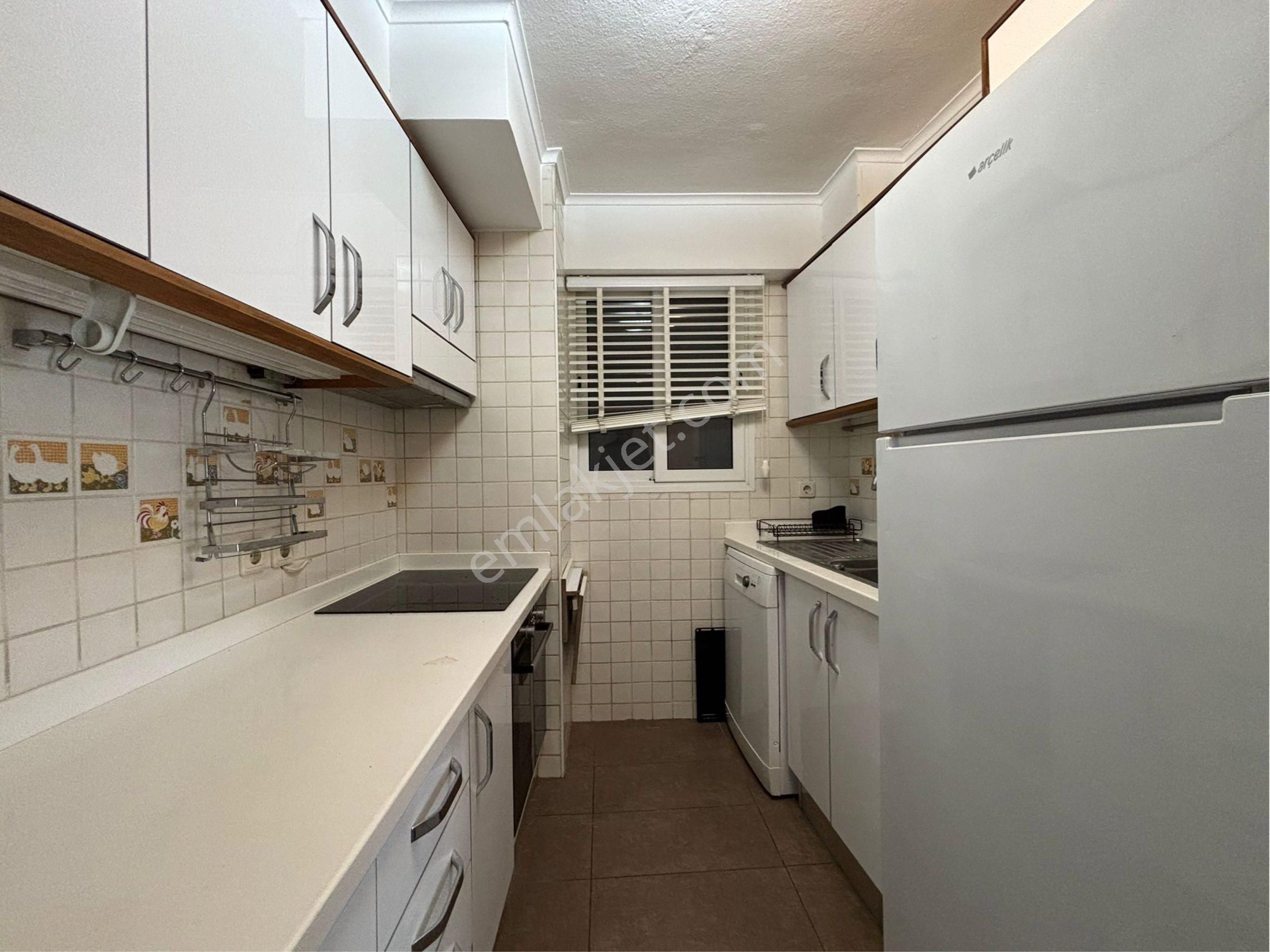 Alsancak Dr.mustafa Enver Cd. 7.kat 3+1 Bakımlı Kiralık Daire - Görsel 10