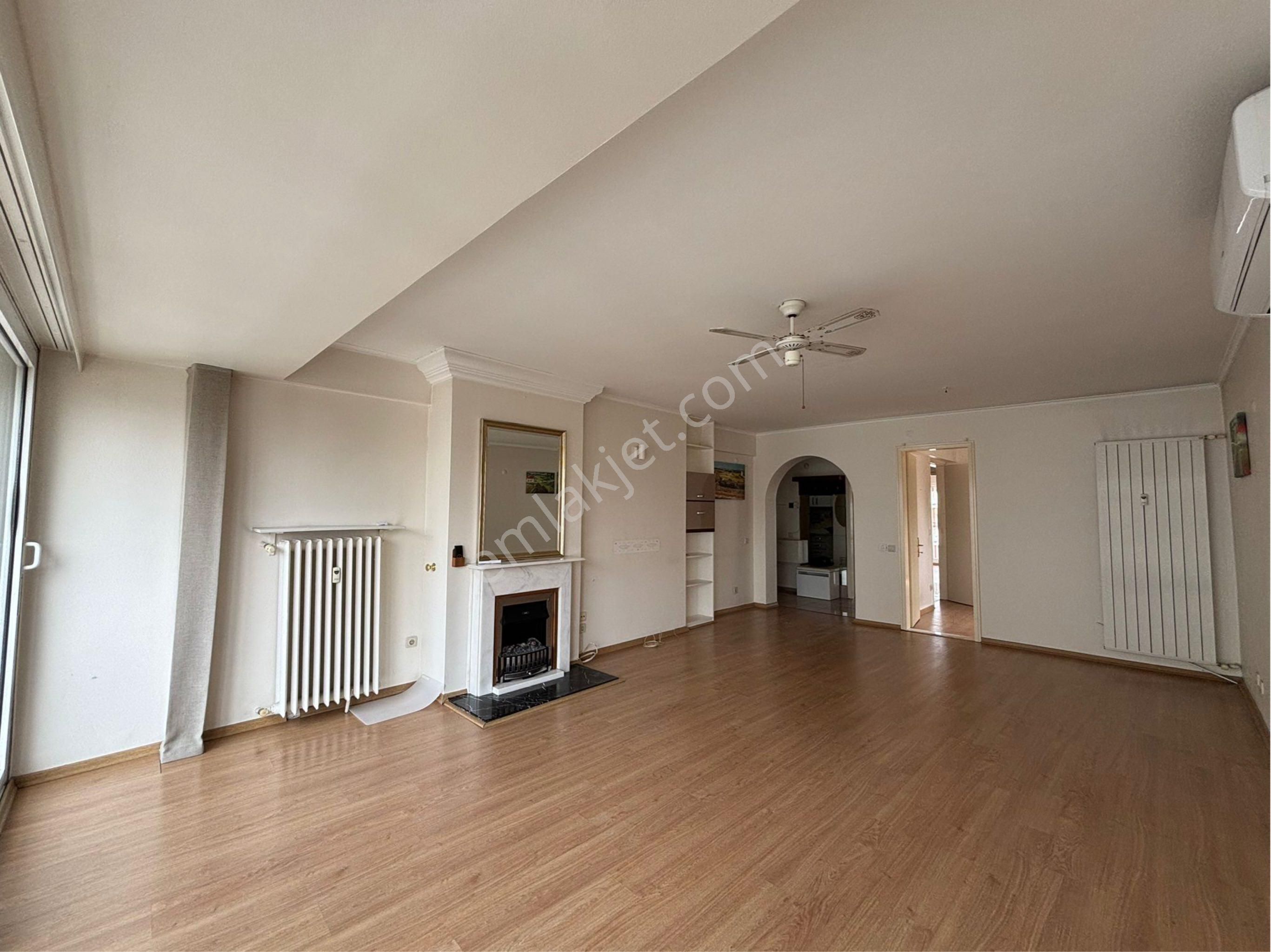 Alsancak Dr.mustafa Enver Cd. 7.kat 3+1 Bakımlı Kiralık Daire - Görsel 2