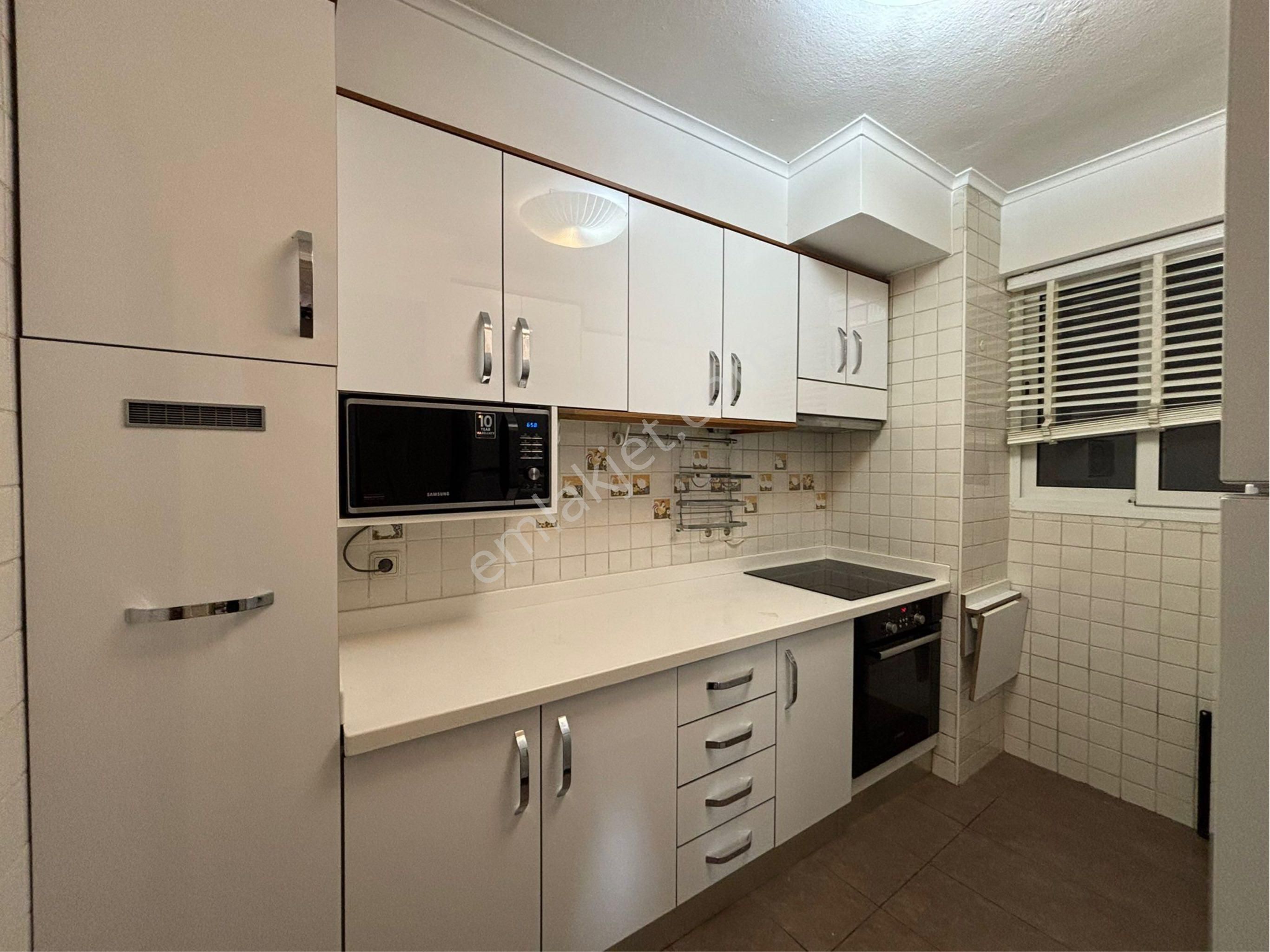 Alsancak Dr.mustafa Enver Cd. 7.kat 3+1 Bakımlı Kiralık Daire - Görsel 11