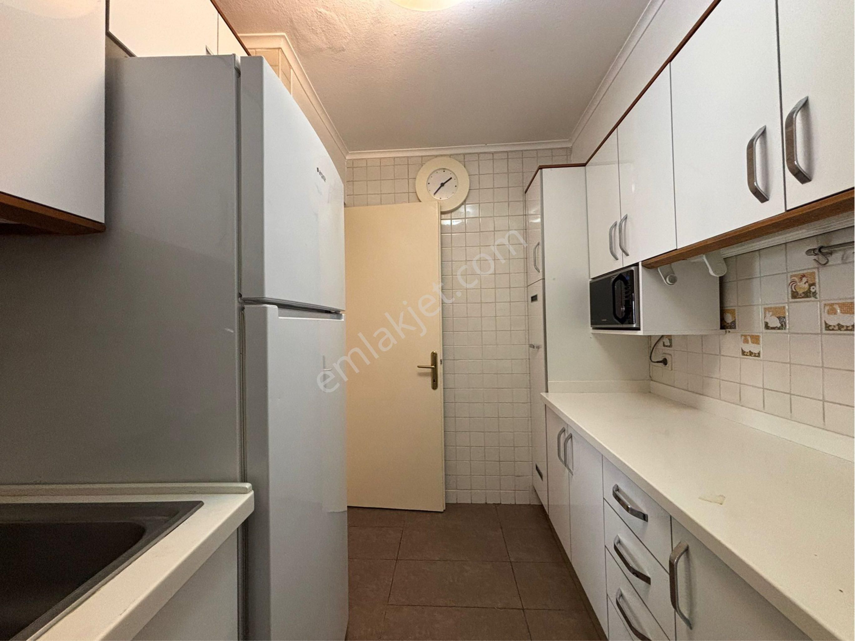 Alsancak Dr.mustafa Enver Cd. 7.kat 3+1 Bakımlı Kiralık Daire - Görsel 13