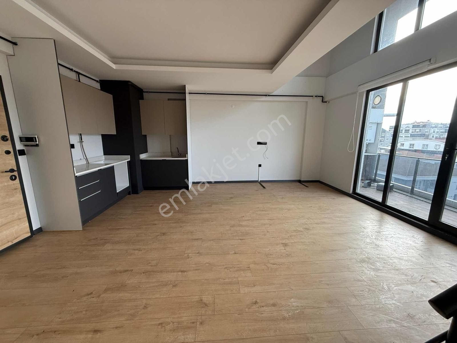 Akram'dan Özlüce Bulvarında Satılık Loft Daire - Görsel 21