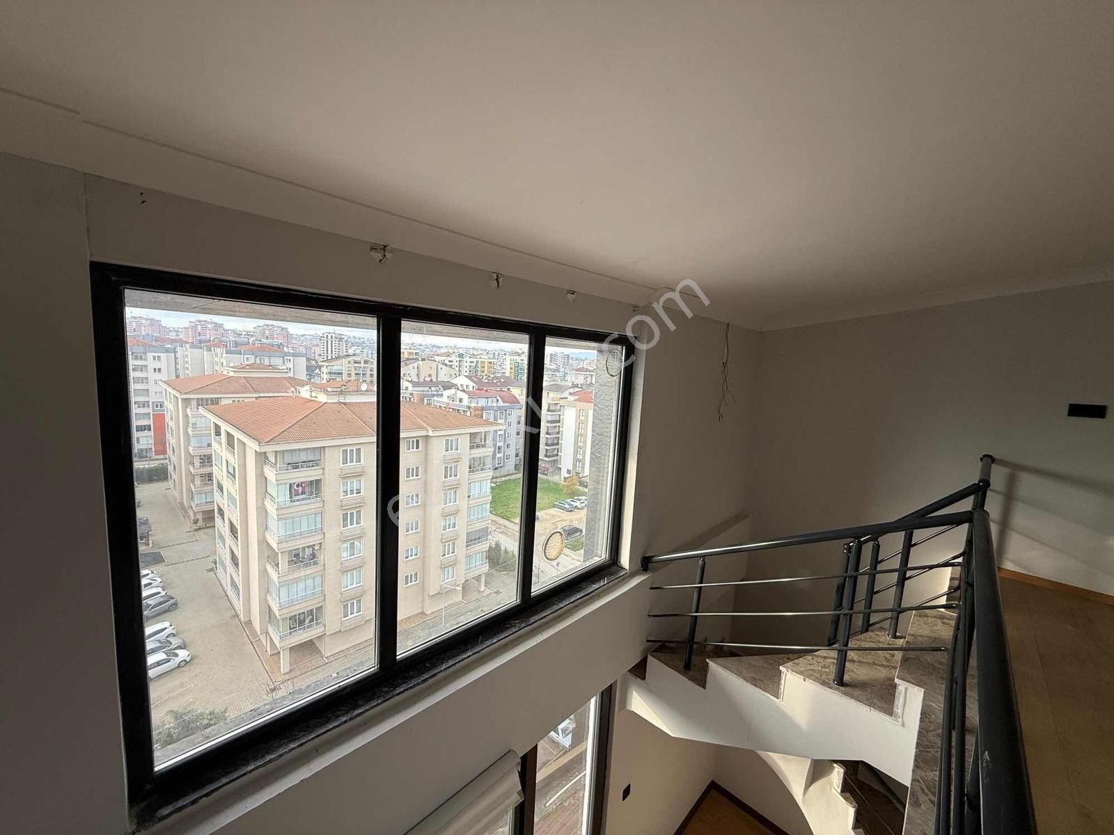 Akram'dan Özlüce Bulvarında Satılık Loft Daire - Görsel 7