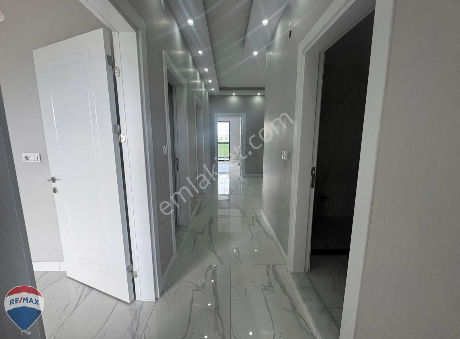 Yazlıkta Remax Mavi Tuncay Şen'den Satılık Geniş 3+1 Daire - Görsel 19
