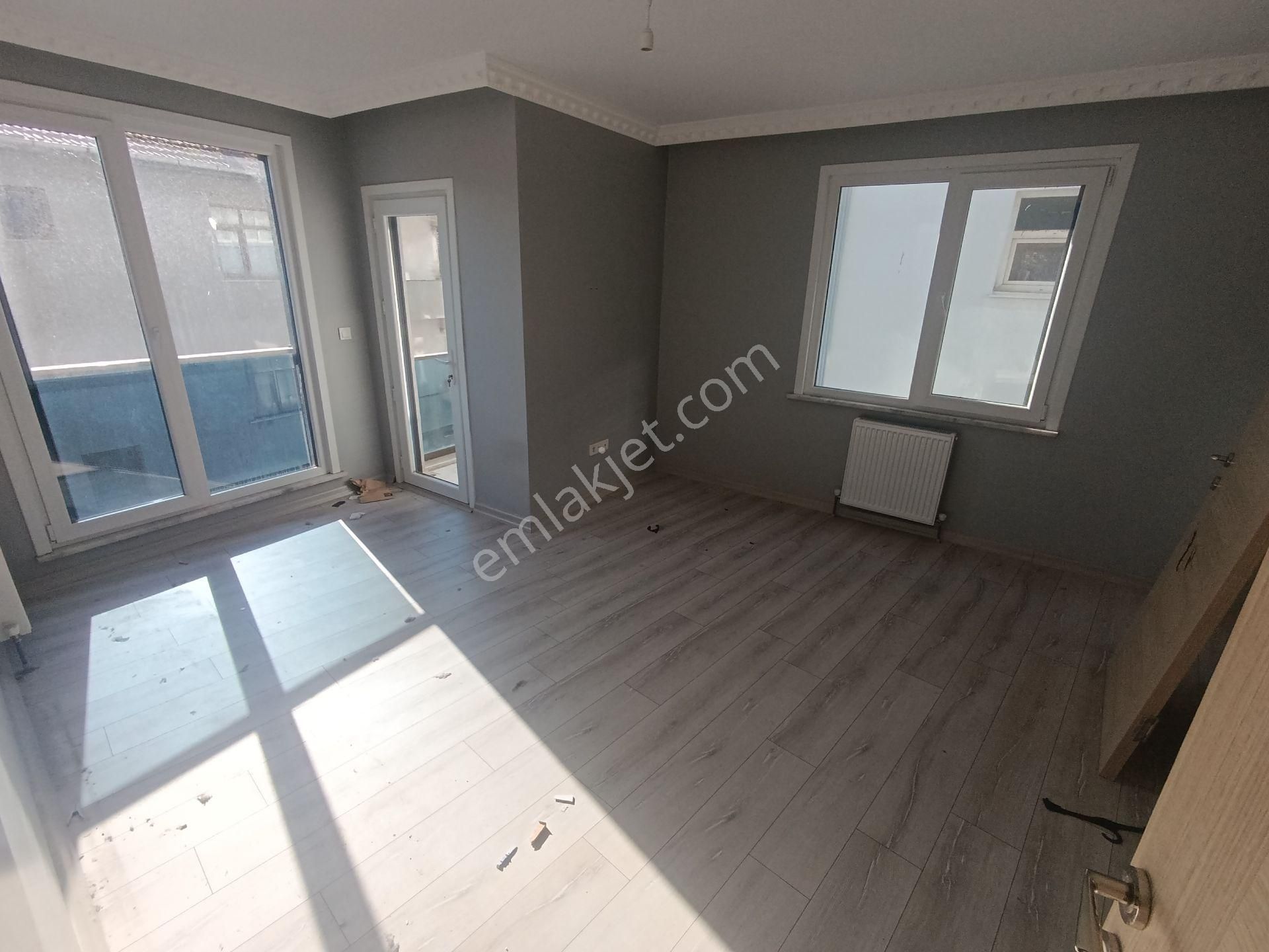 Pendik Esenyalı Mahallesi E-5 Çok Yakın Kiralık 2+1 85m2 Daire - Görsel 17