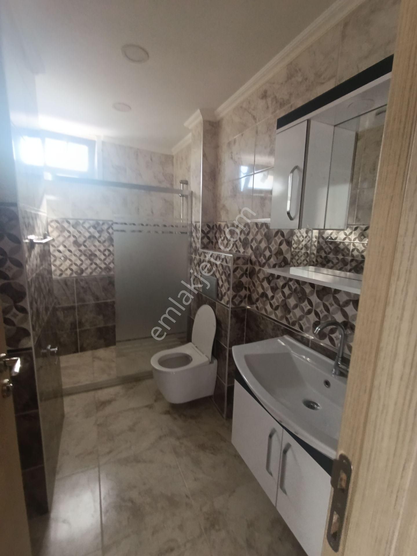 Pendik Esenyalı Mahallesi E-5 Çok Yakın Kiralık 2+1 85m2 Daire - Görsel 22