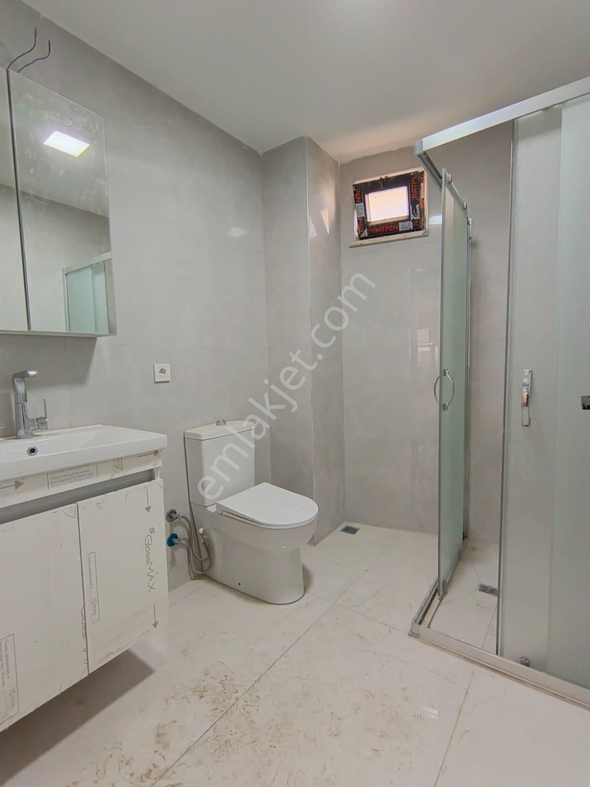 Çekmeköy Hamidiye Mh Satılık Y.giriş 1+1 65m² Daire - Görsel 13