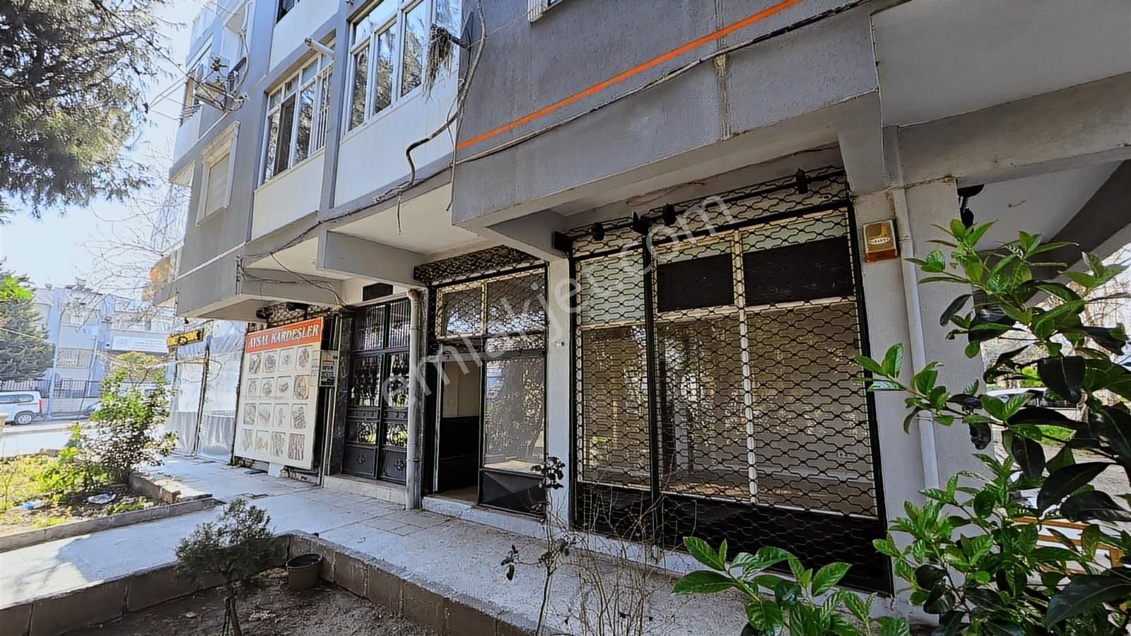 Selvili'de Kiralık Caddeye Yakın Dükkan - Görsel 11