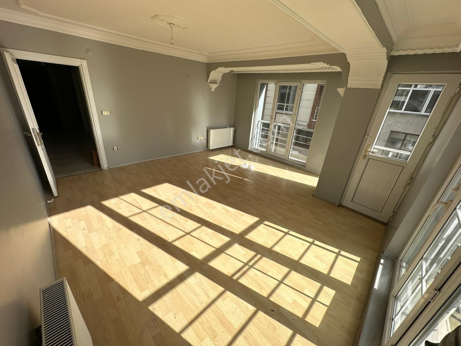 Erpay İnşaat'tan 3+1 135m2 Tramvayın Dibinde Satılık Ara Katlar - Görsel 3