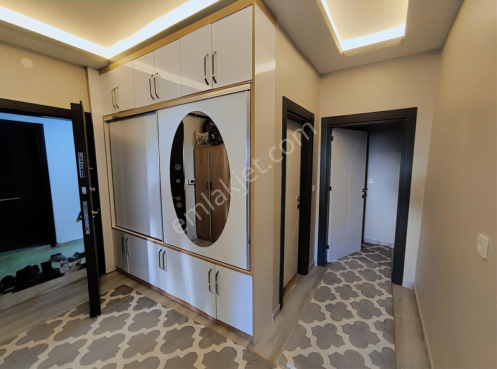 Özpınar.dan Yenicami 2+1 Kombili Zemin Kat 120 M2 2 Balkonlu - Görsel 24