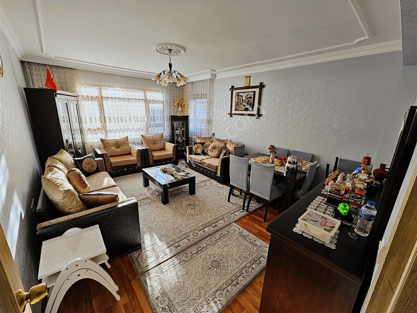Bahçelerüstü Mah 6+1 Dublexs Ön Cephe 260 M2 İçi Yapılı - Görsel 21