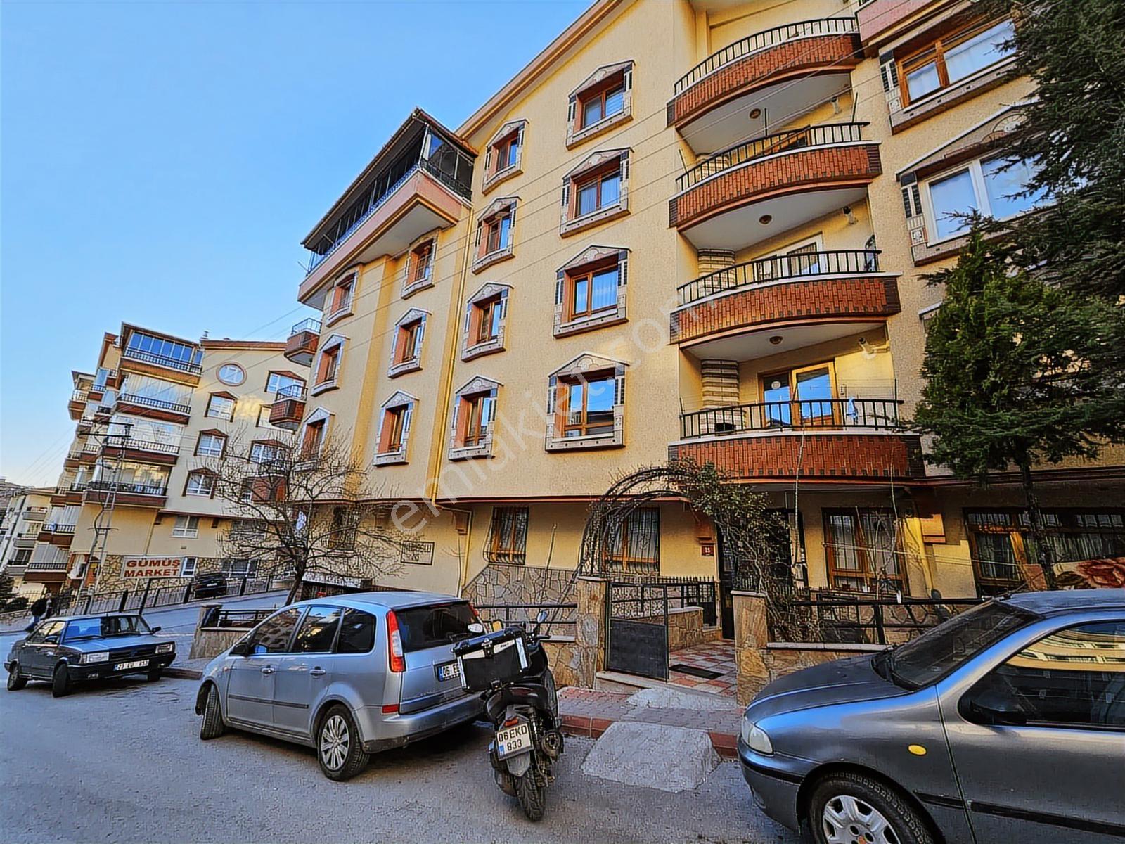 Bahçelerüstü Mah 6+1 Dublexs Ön Cephe 260 M2 İçi Yapılı