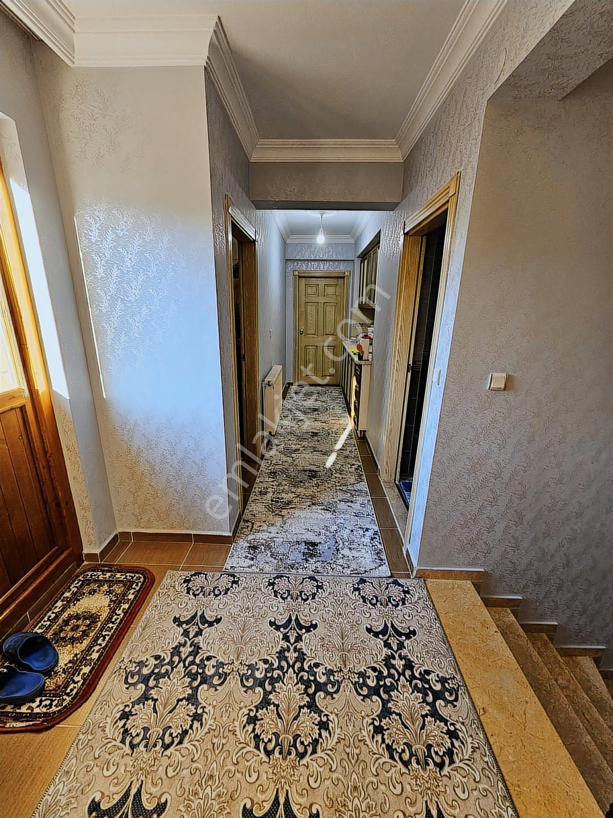 Bahçelerüstü Mah 6+1 Dublexs Ön Cephe 260 M2 İçi Yapılı - Görsel 9